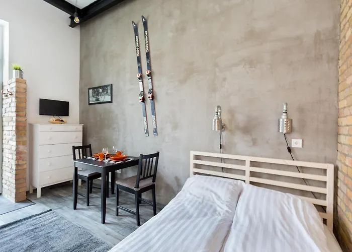 K10 A Kazinczy * Budapesta